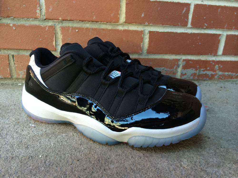 Image of Air Jordan 11 Low "Infrared23" DS
