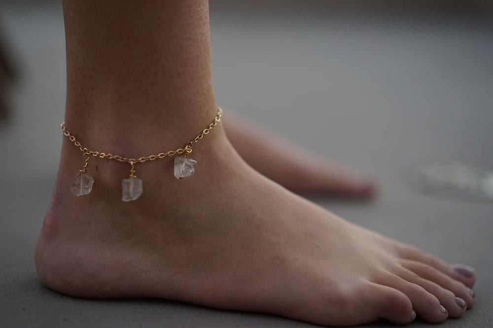 Image of Indium Tri-Stone Anklet