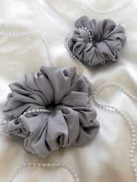 Scrunchie Oversized + Standard SILVER