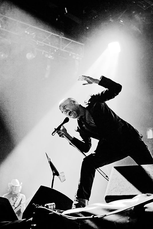 Image of REM in concert, London 2008 (Edition Print).