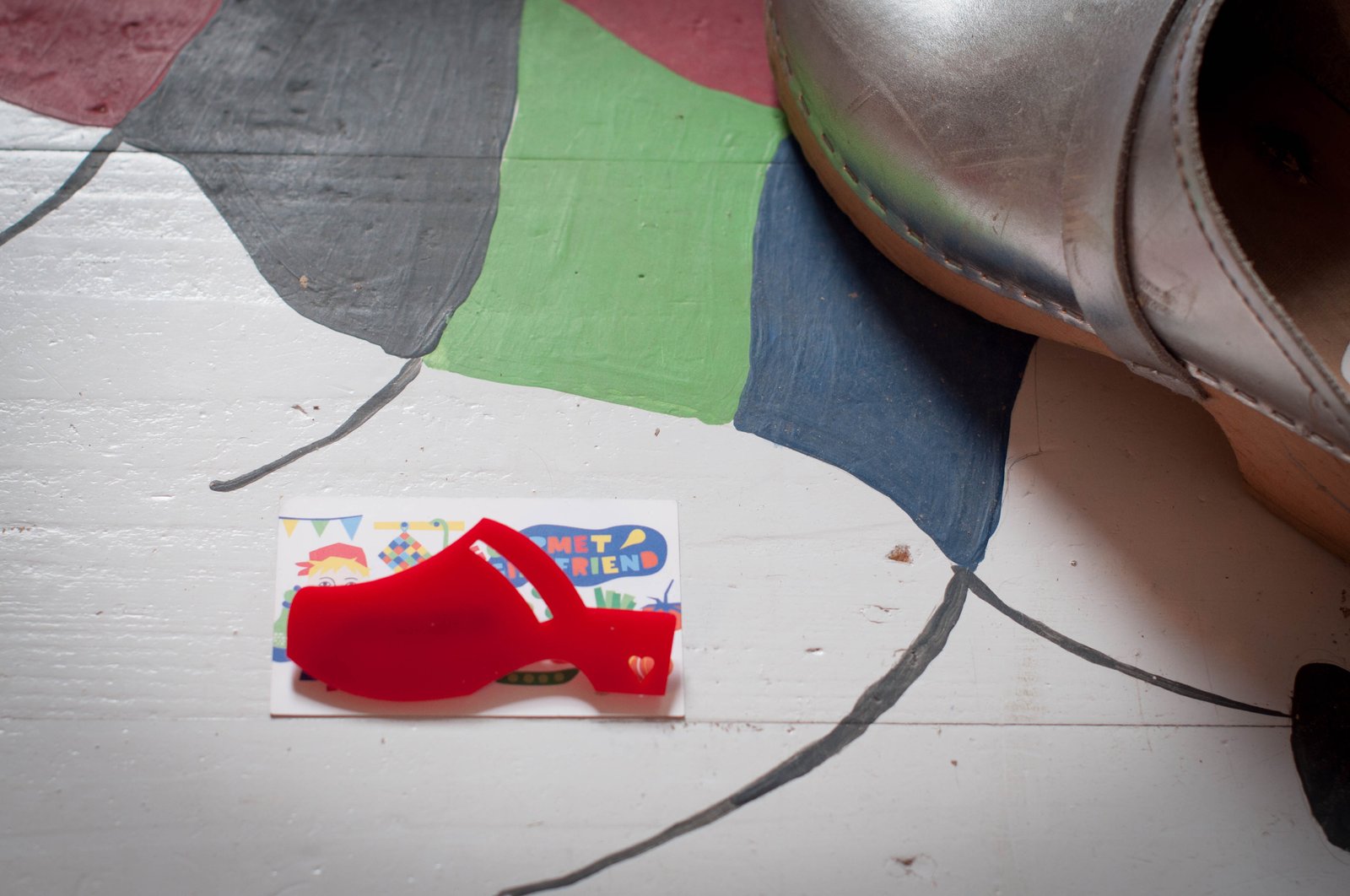 GG limited edition Clog brooch / Clever Clogs Cooking Classes