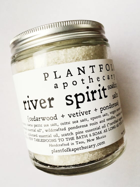 Image of river spirit // ponderosa + cedarwood botanical salt soak