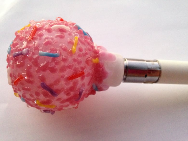 Image of Strawberry Cough Cake Vape