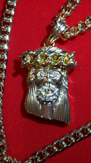 Image of 5.5mm gold link chain with angel/Jesus piece