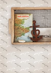Image 1 of Gulls Wallpaper - Stone