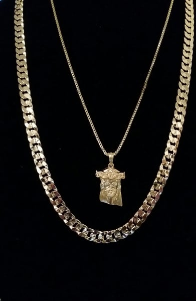 Image of classic 8mm chain with Jesus piece