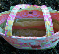 Image 4 of Victoria Tote