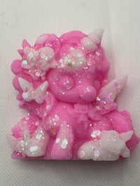 Image 2 of Pony shape 