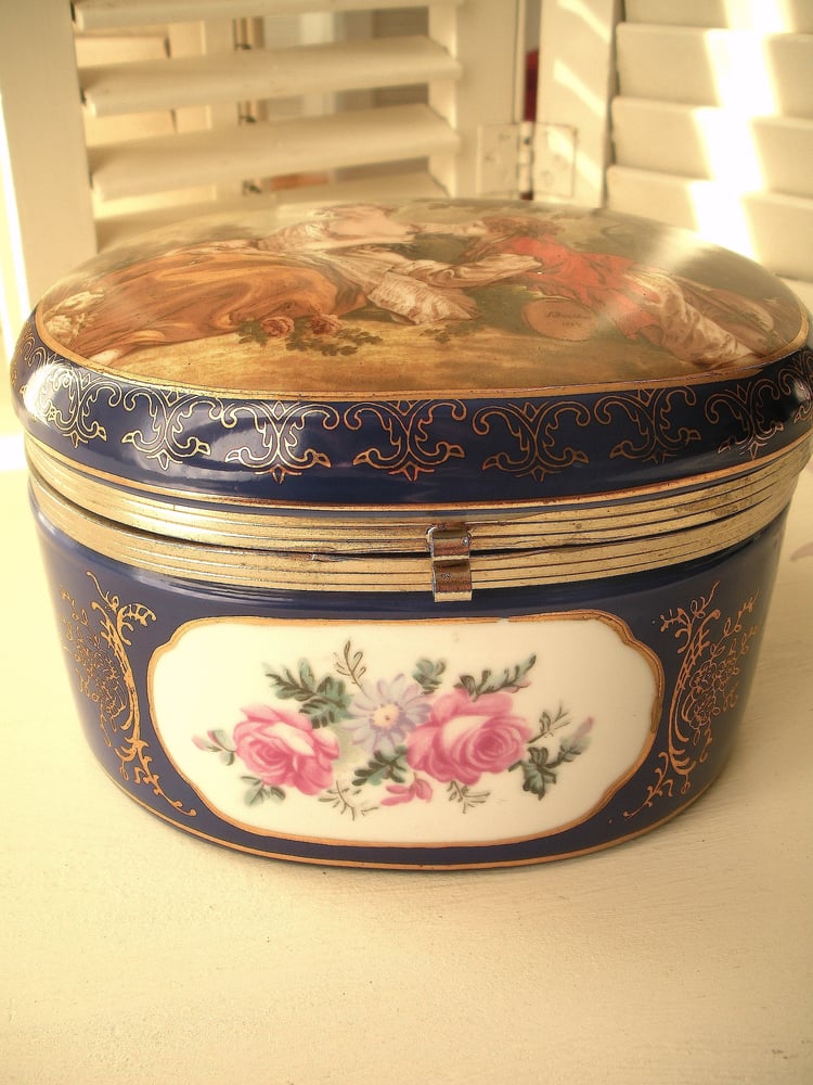 Image of Baroque Porcelain Box