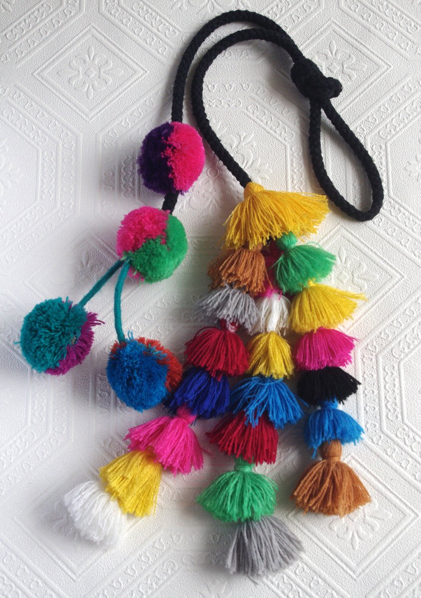 Pom-Poms and Tassels / by ingrid