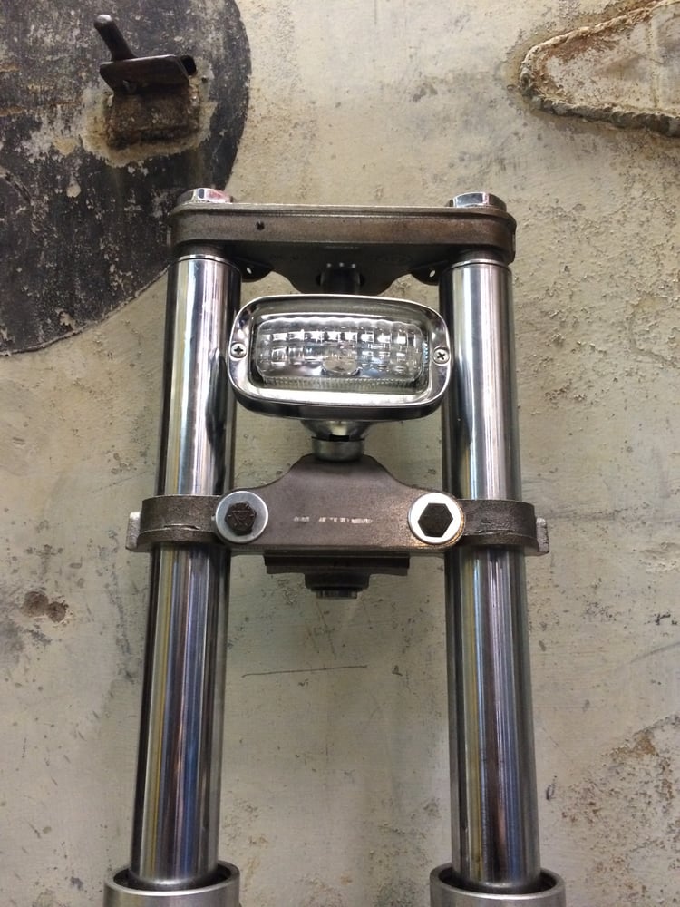 Image of Headlight mount for VCP narrow 41mm trees