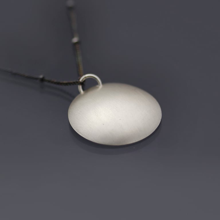 Silver Queen Anne's Lace necklace Image 5