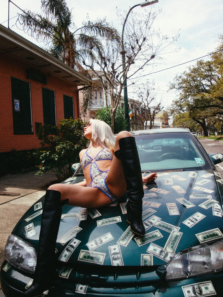 Image of HOT GIRLS vol 1