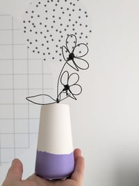 Image 2 of Petit vase fond violet