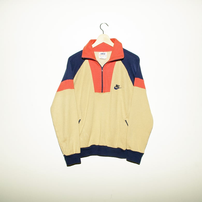 Image of 90's Nike Sportswear Pullover / Sweater