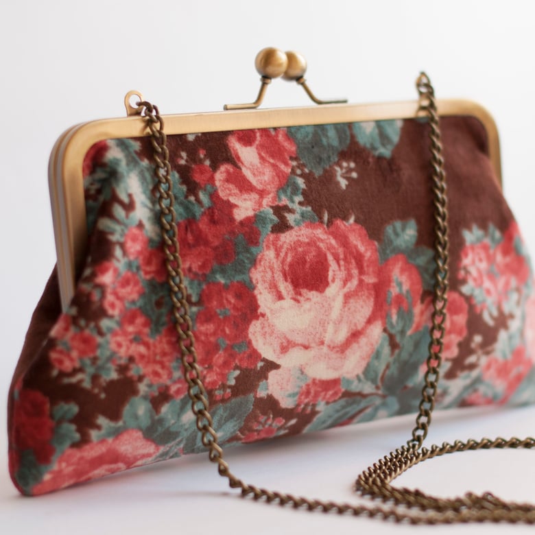 Image of Blossom velvet retro purse