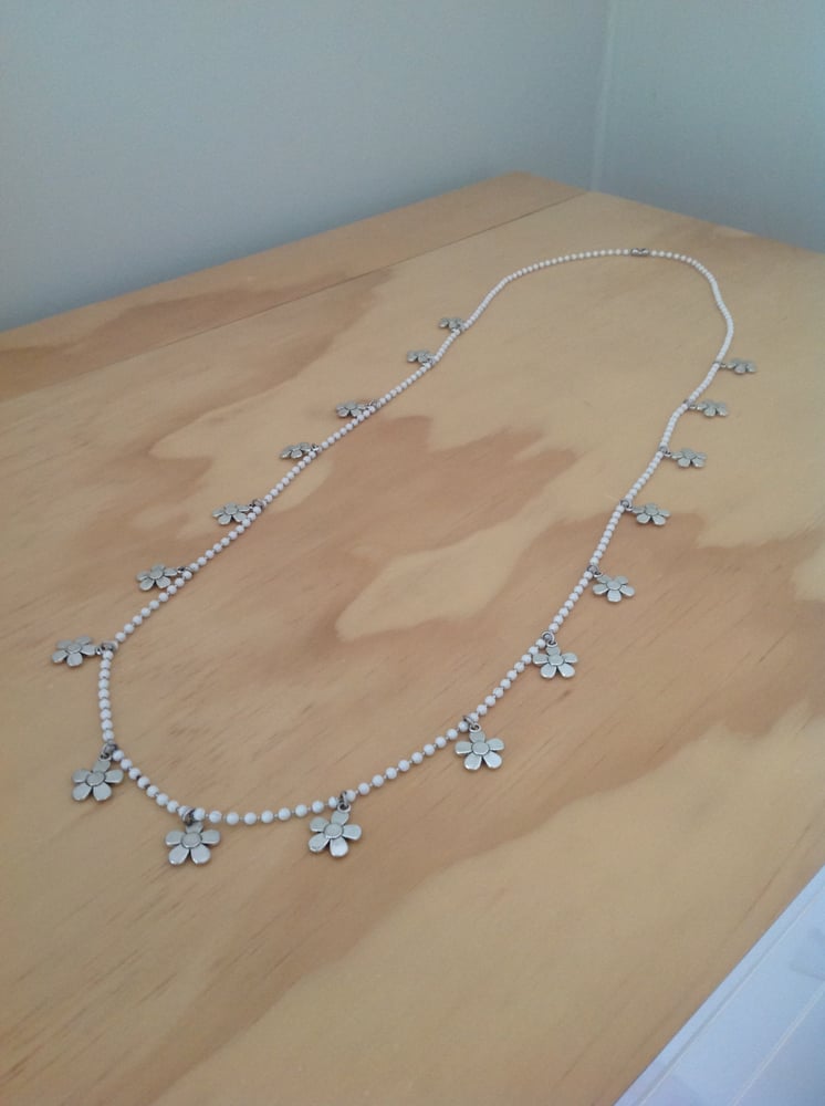 Image of Daisy Chain Necklace