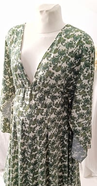 Image 2 of Photography dress Issa size M /L (universal) - photo props