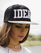 Image of Snapback Black