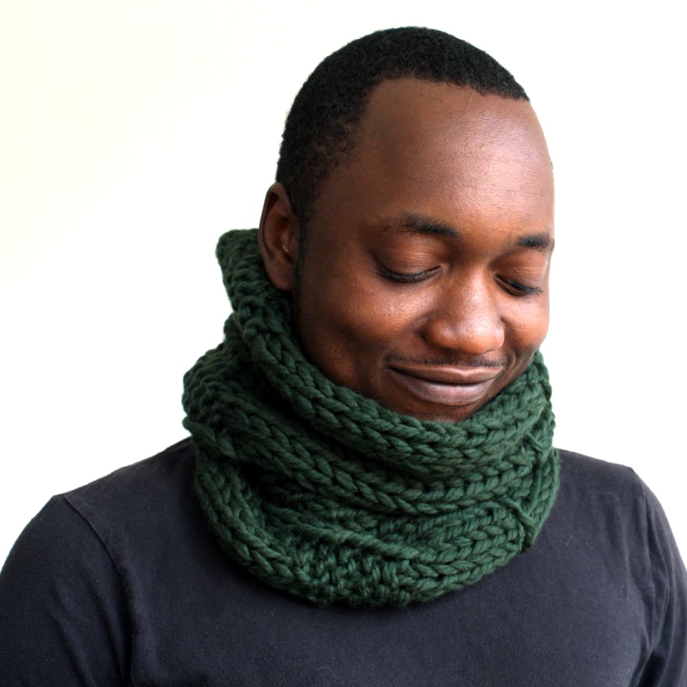 Image of Forest Green Wool Cowl 
