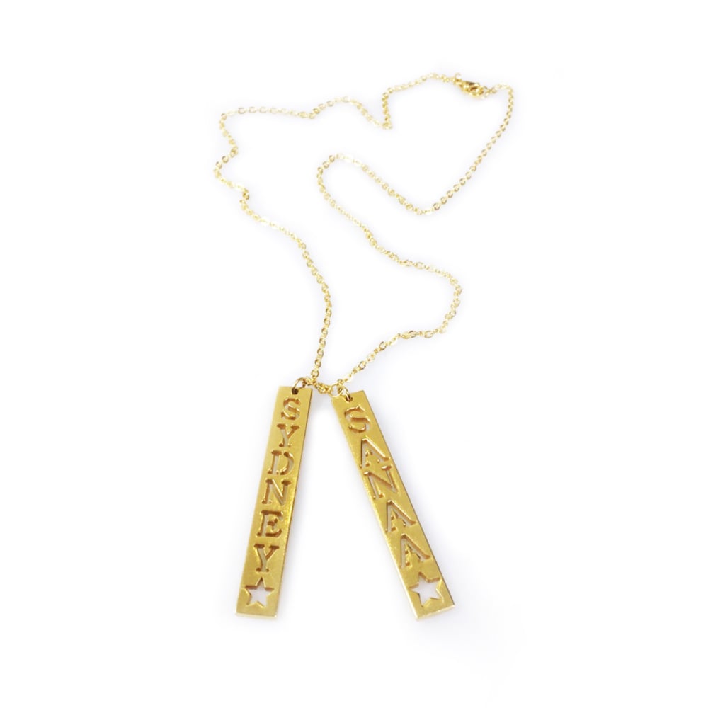 vertical nameplate necklace