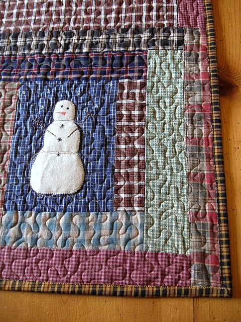 Image of table runner - 43" x 14" - snowmen, log cabin, reversible