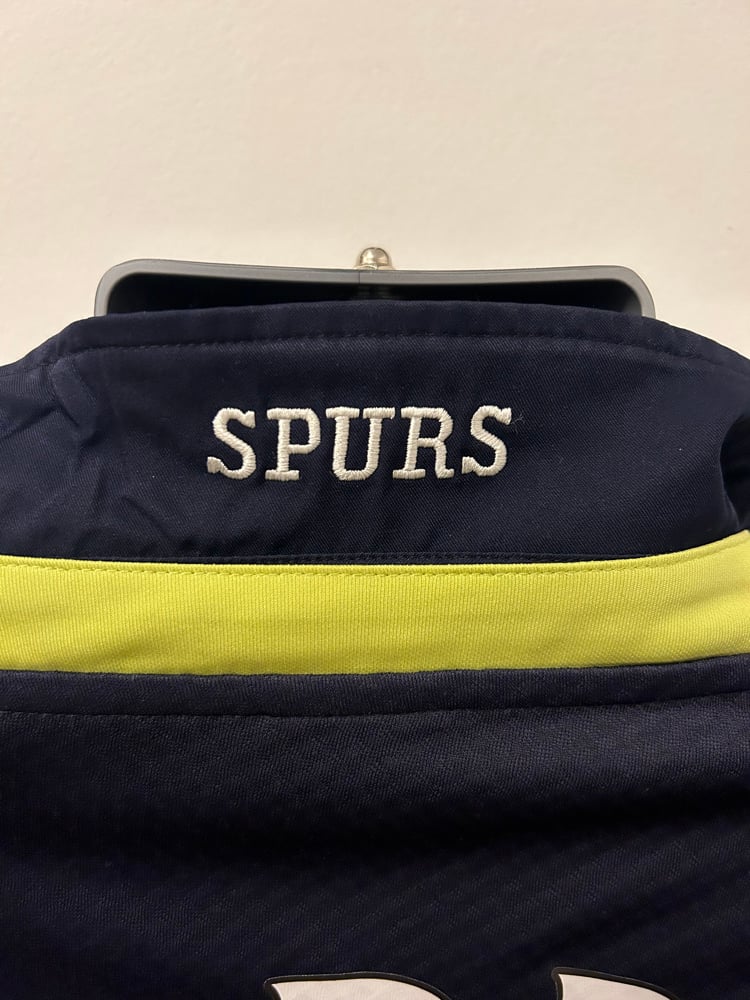 Image of Tottenham Hotspur “MODRIĆ 14” 2010/11 Third Shirt + PL patches (XL)