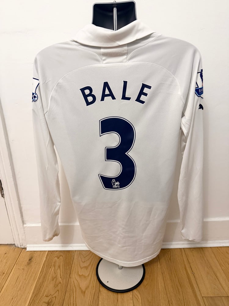 Image of Tottenham Hotspur “BALE 3” 2011/12 Home Long Sleeve Shirt + patches (M)