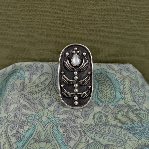 Image of Botanical Shadow Box Ring