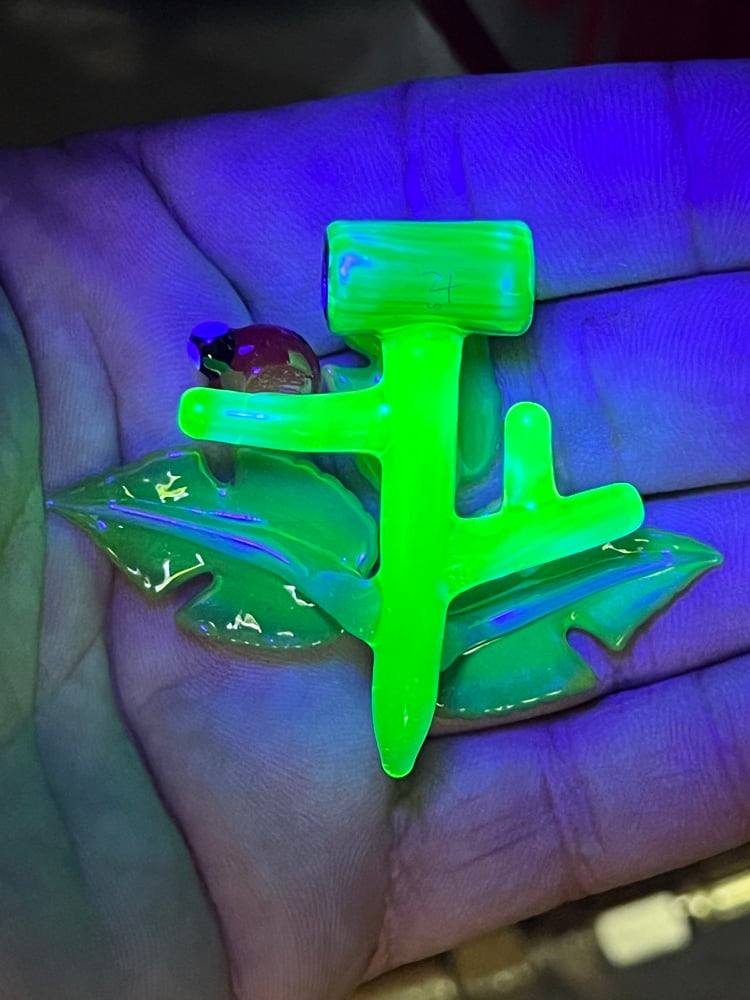 Image of Triple Green Cut Leaf & Ladybug Pendant