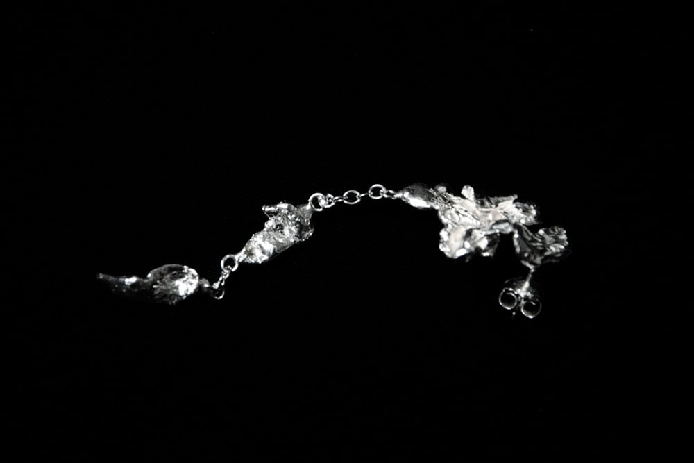 Image of Axis (long)