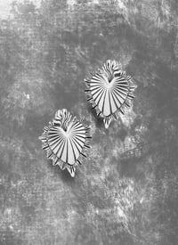 Image 3 of SERENE PULSE EAR WEIGHTS 