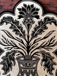 Image 3 of Vase Woodcut 