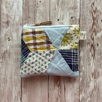 Image 5 of "Vintage Quilt” Small OR Mini Quilted Zipper Bag