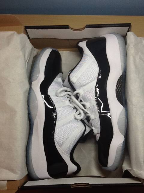 Image of Air Jordan 11 Low Concord