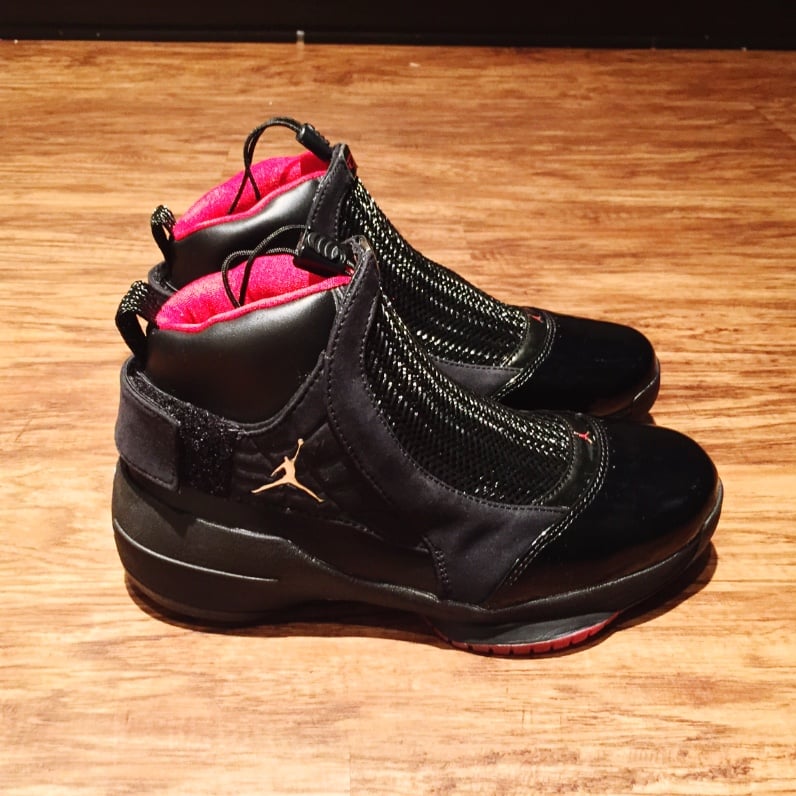 Jordan 19 clearance black and red