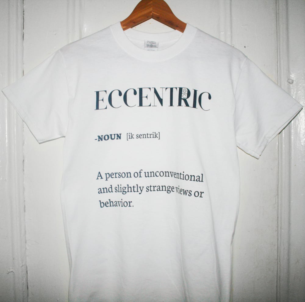Define eccentric