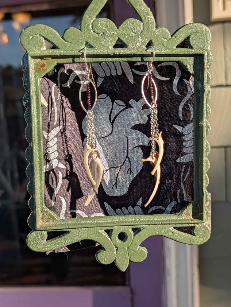 Image of rabbit rib earrings