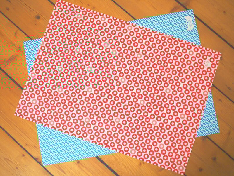 Image of 4 x Red Washers Gift Wrap