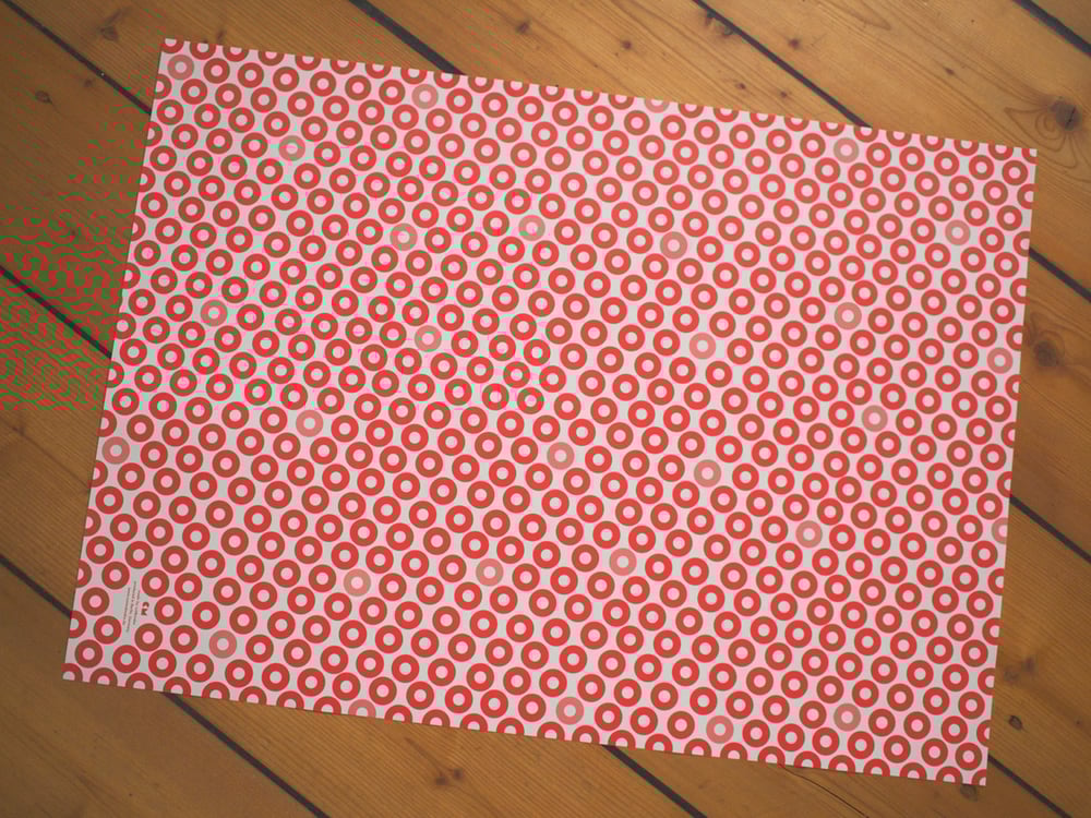 Image of 4 x Red Washers Gift Wrap