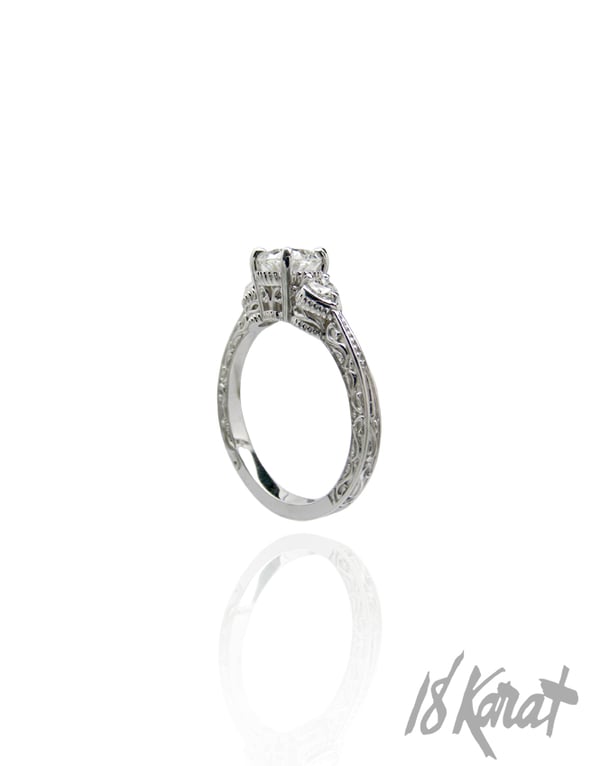 Angelica's Engagement Ring - 18Karat Studio+Gallery