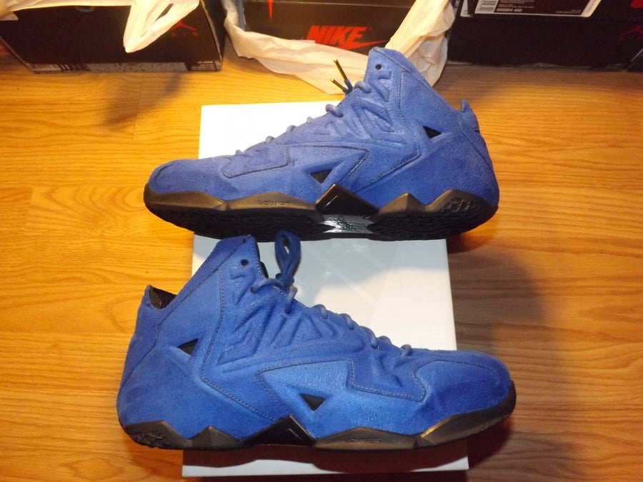 Image of Lebron 11 ext suede qs