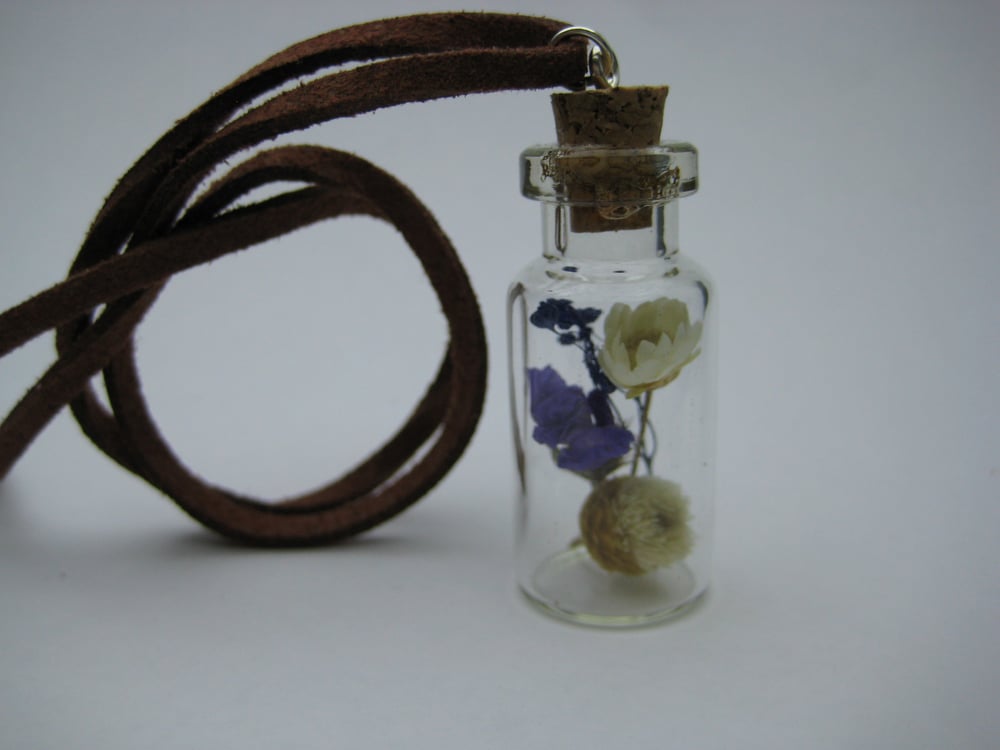 Image of Little Flower Necklace