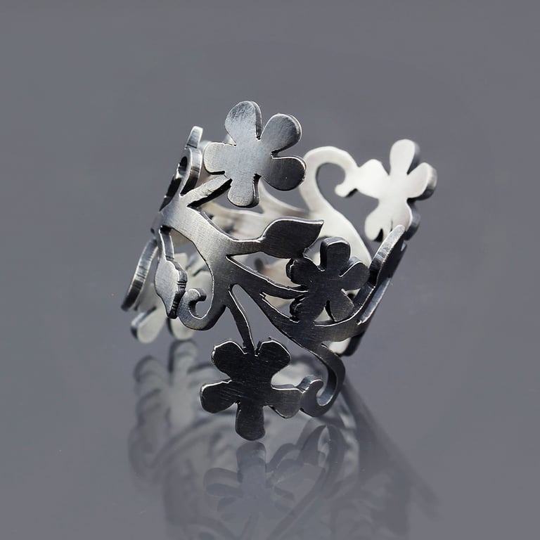 Oxidized Silver Floral Branch Ring Image 3