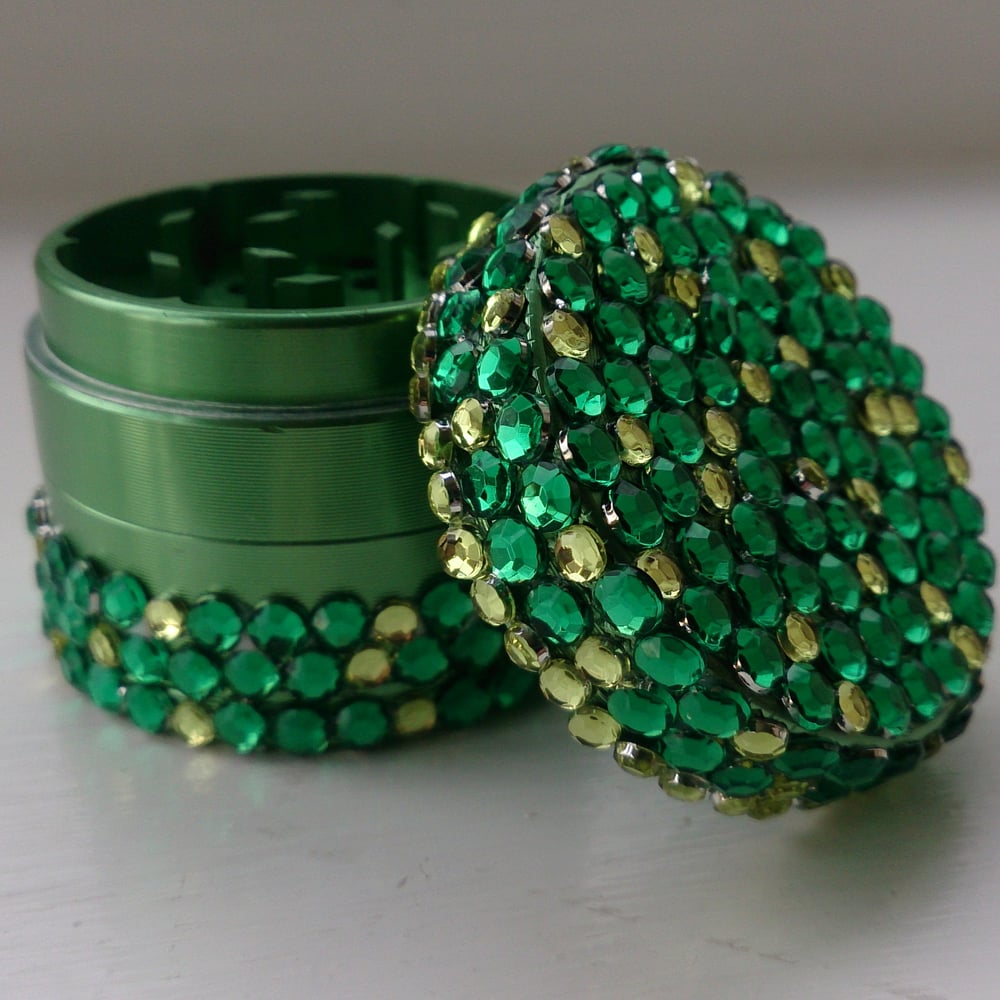 Image of customised Swarovski weed herb grinder