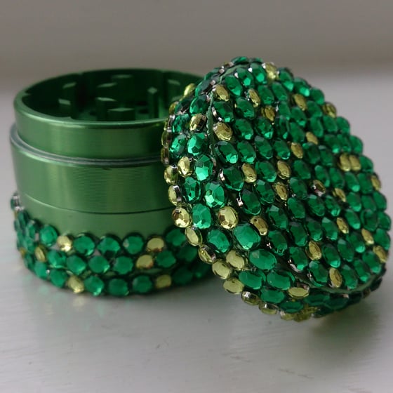 Image of customised Swarovski weed herb grinder