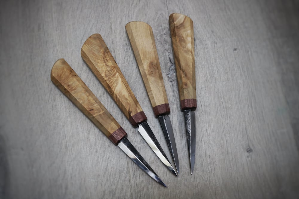 Image of 70mm slöjd with birch burl, purpleheart handle