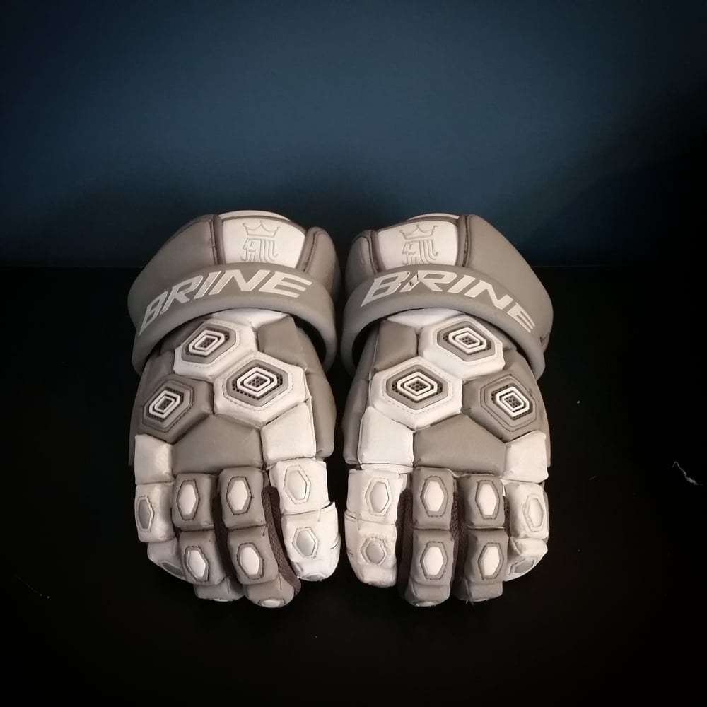 Image of White/Silver Brine Triumphs