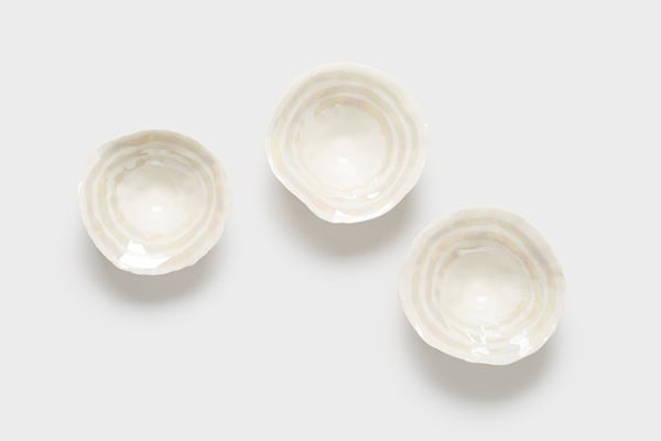 Image of Mother of Pearl pinch pot (small)