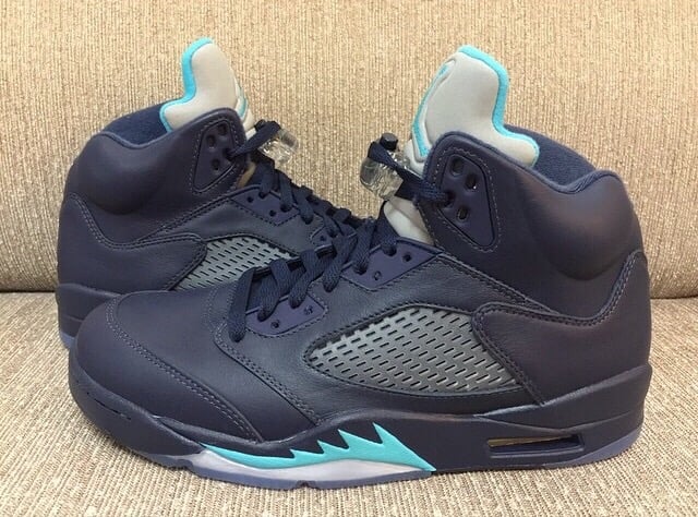 Image of Jordan 5's "Midnight Navy"